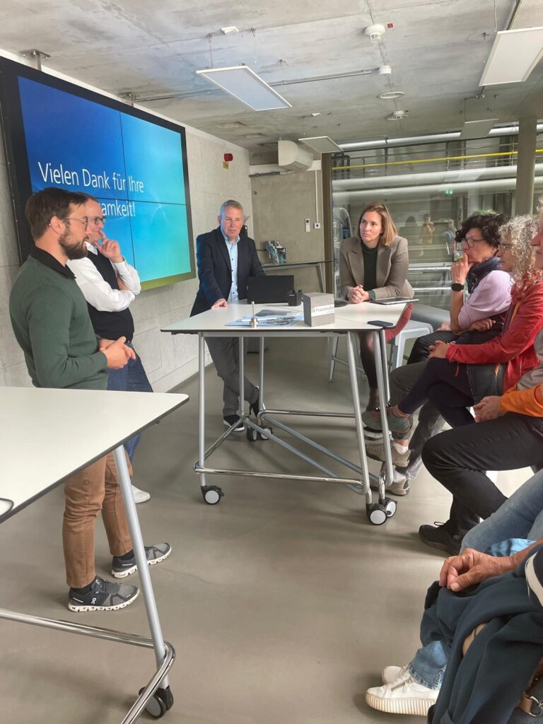 Besuch bei Fraunhofer UMSICHT in Sulzbach-Rosenberg mit MdL Laura Weber